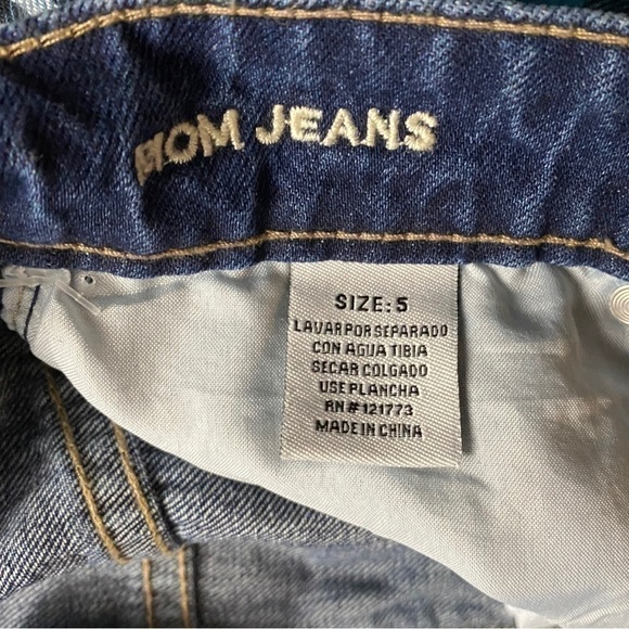 đť…şGOGO Distressed High-Rise Ankle Length Relaxed Fit Mom Jeans Size 5 New - Picture 5 of 6